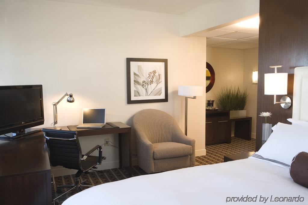 Ellis Hotel, Atlanta, A Tribute Portfolio Atlanta